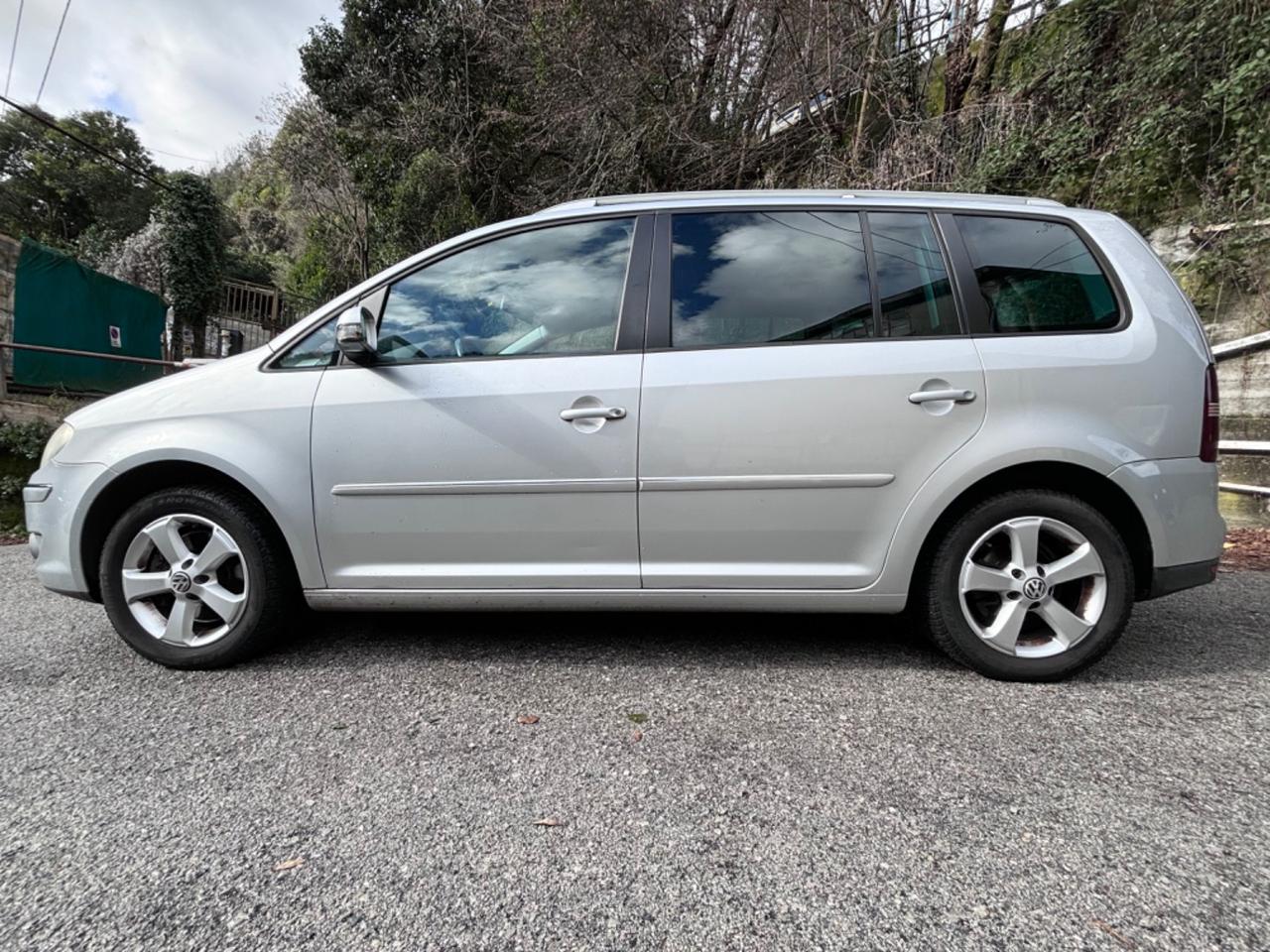 Volkswagen Touran 2.0 TDI 170CV DPF Highline