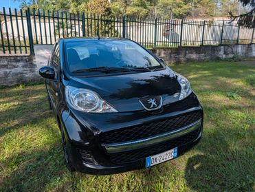 Peugeot 107 1.0 68CV 5p. Sweet Years 2Tronic