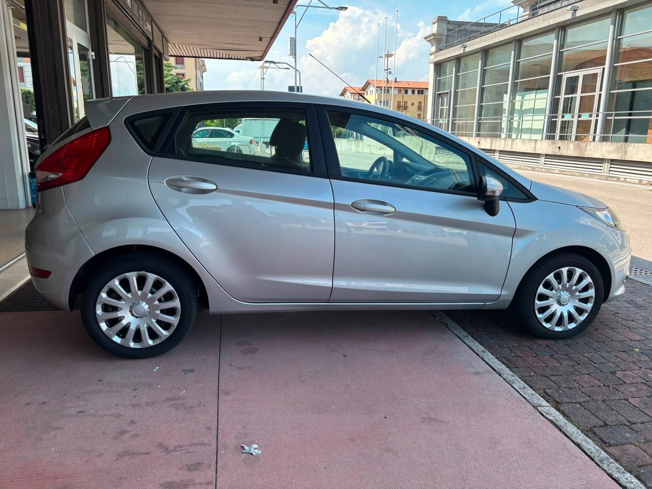 Ford Fiesta 1.2 82 CV 5 porte