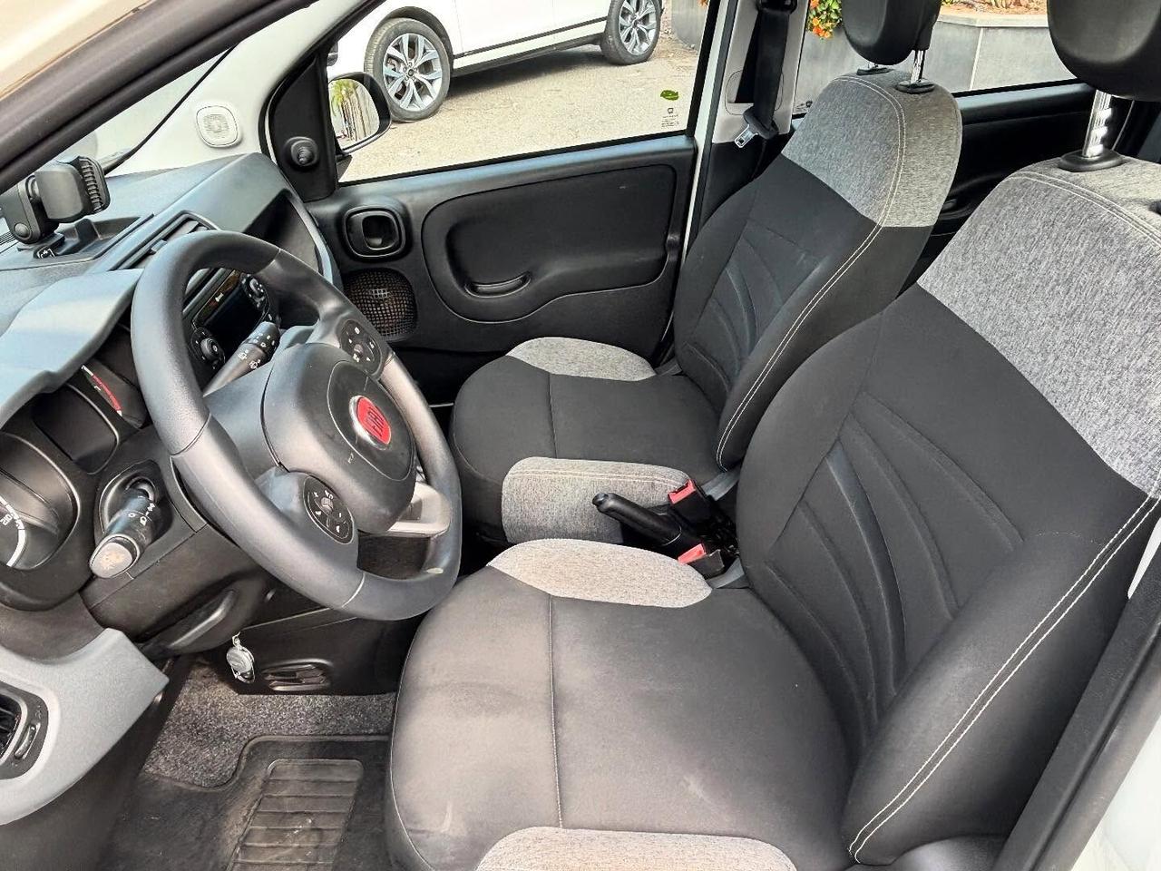 Fiat Panda 1.0 FireFly S&S Hybrid Red