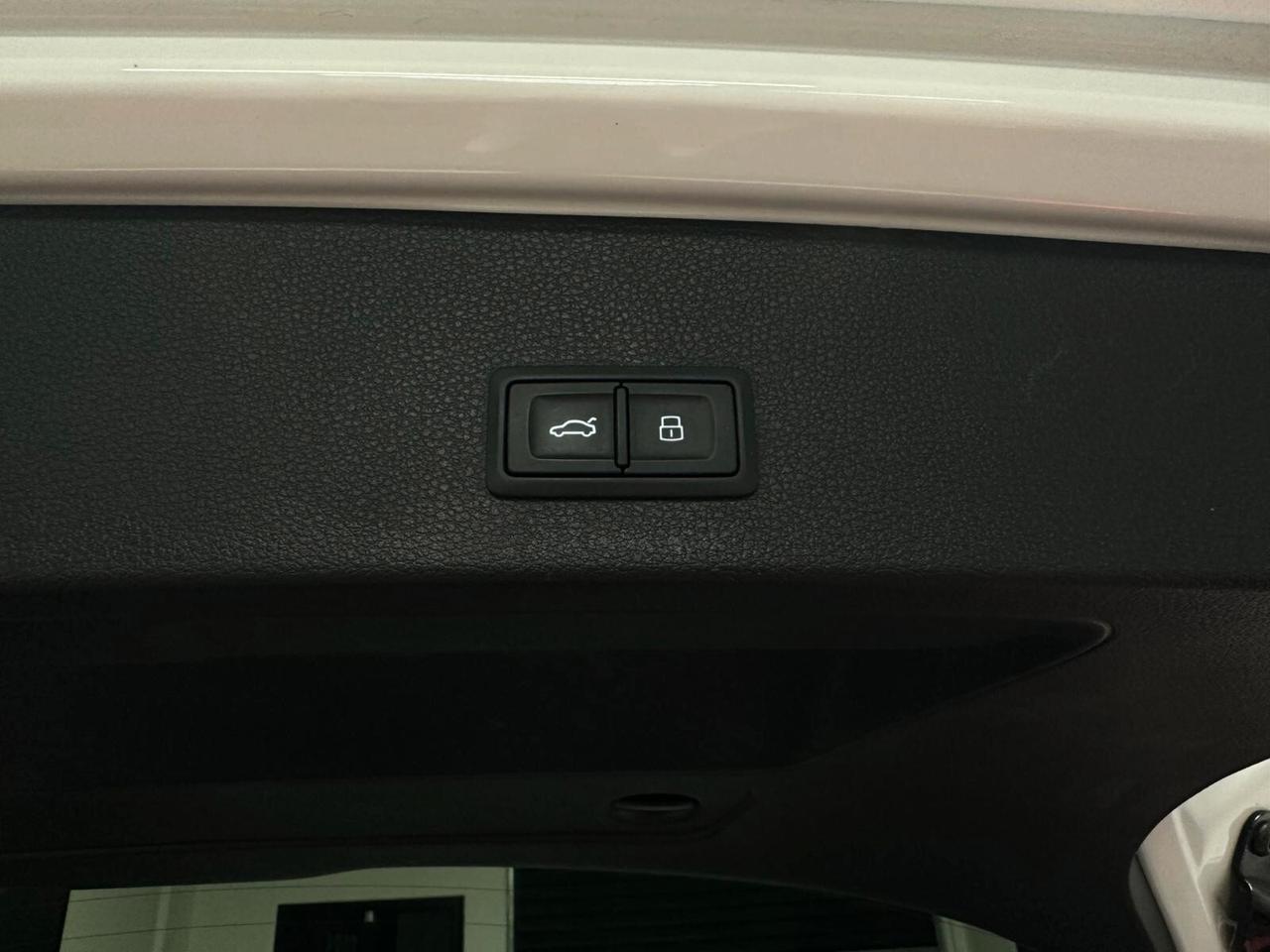 Audi Q2 Identity Black S-Line Virtual Bang&Olufsen Gancio