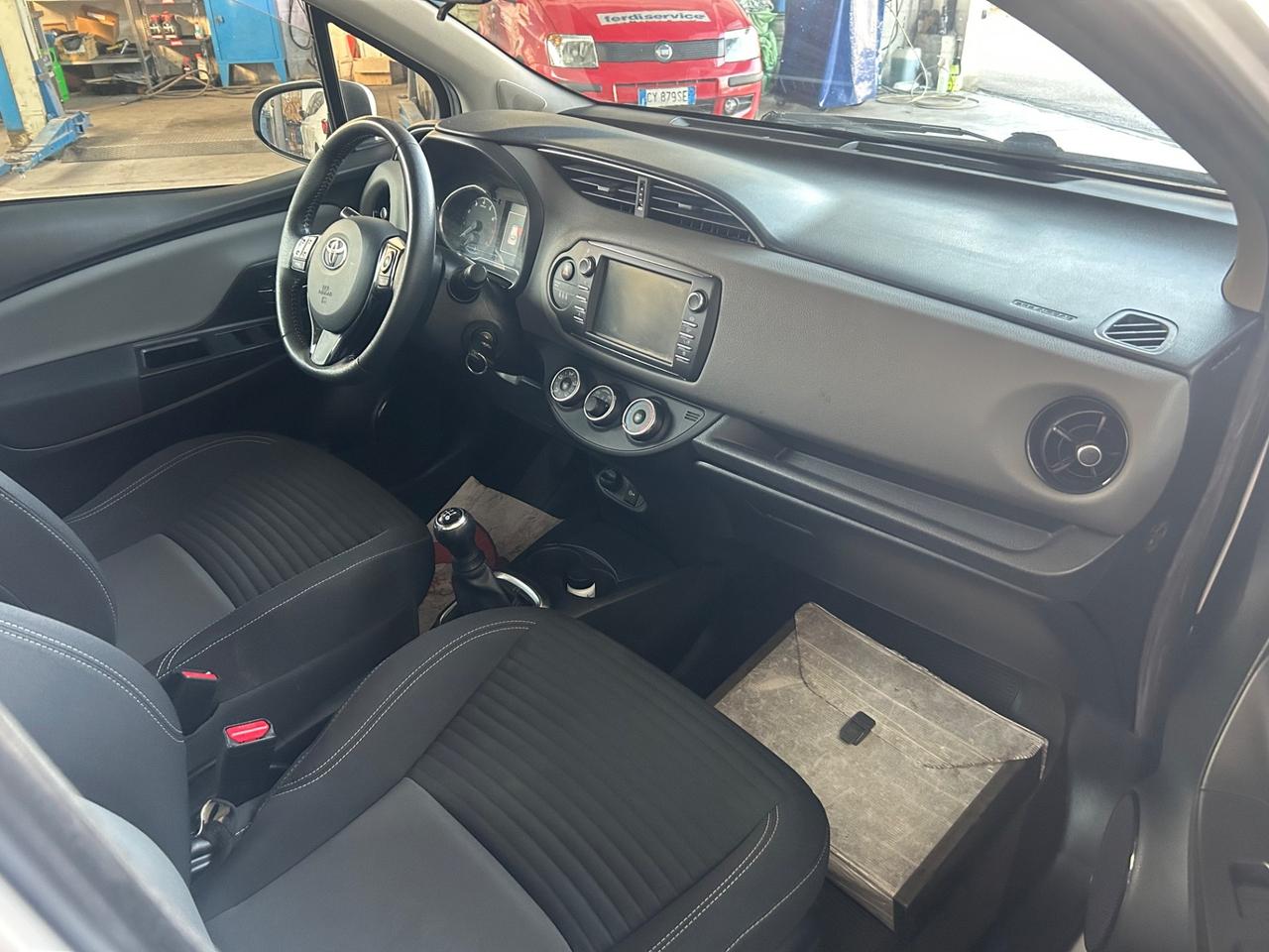 Toyota Yaris 1.0 5 porte Trend
