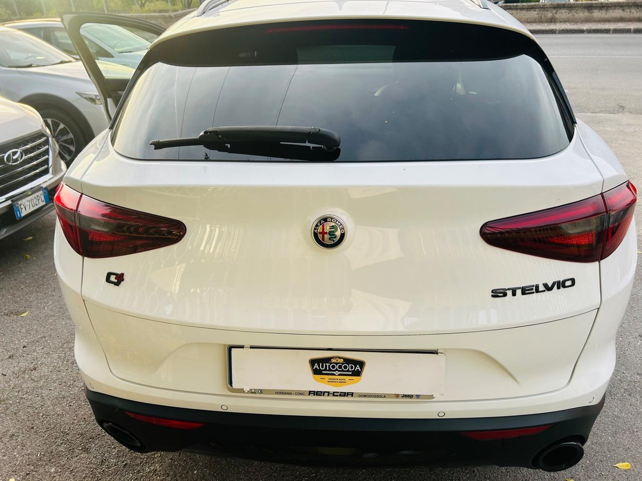 Alfa Romeo Stelvio 2.2 Turbodiesel 190 CV AT8 Q4 Sprint