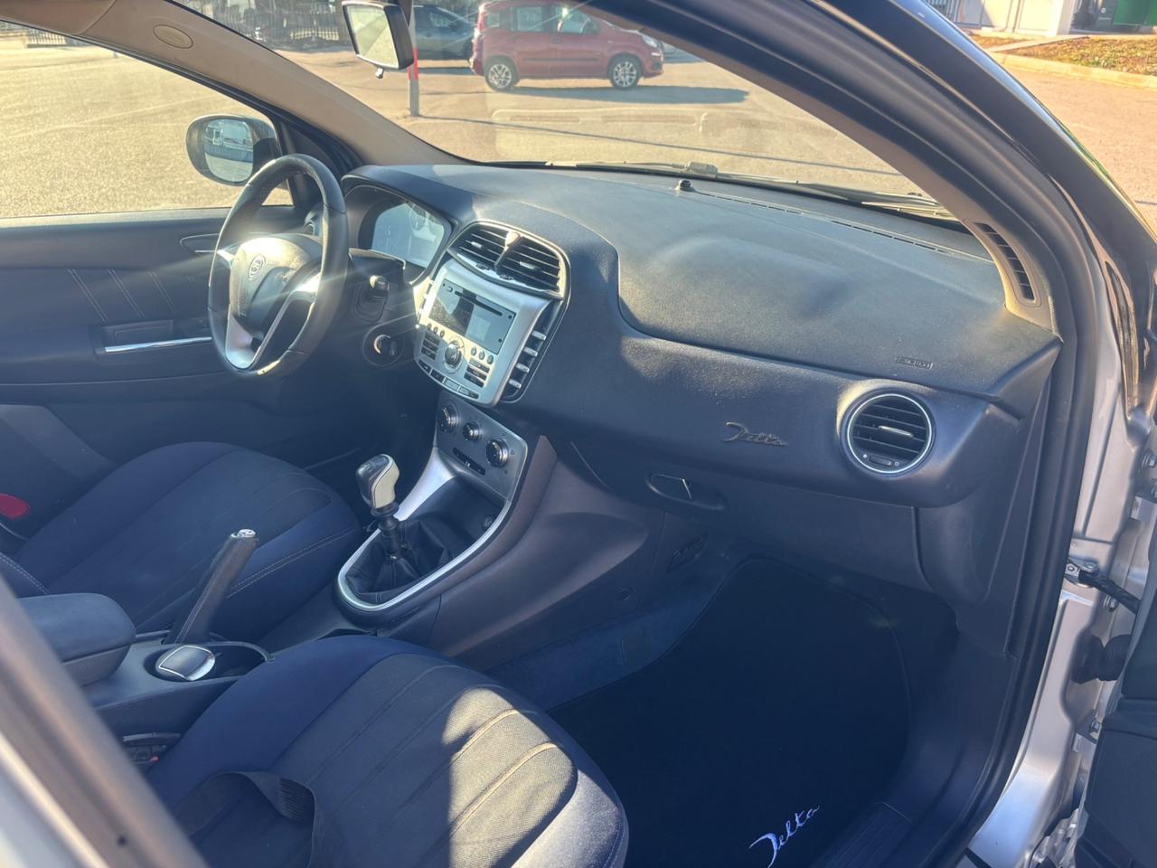 Lancia Delta 1.6 MJT DPF Selectronic Argento