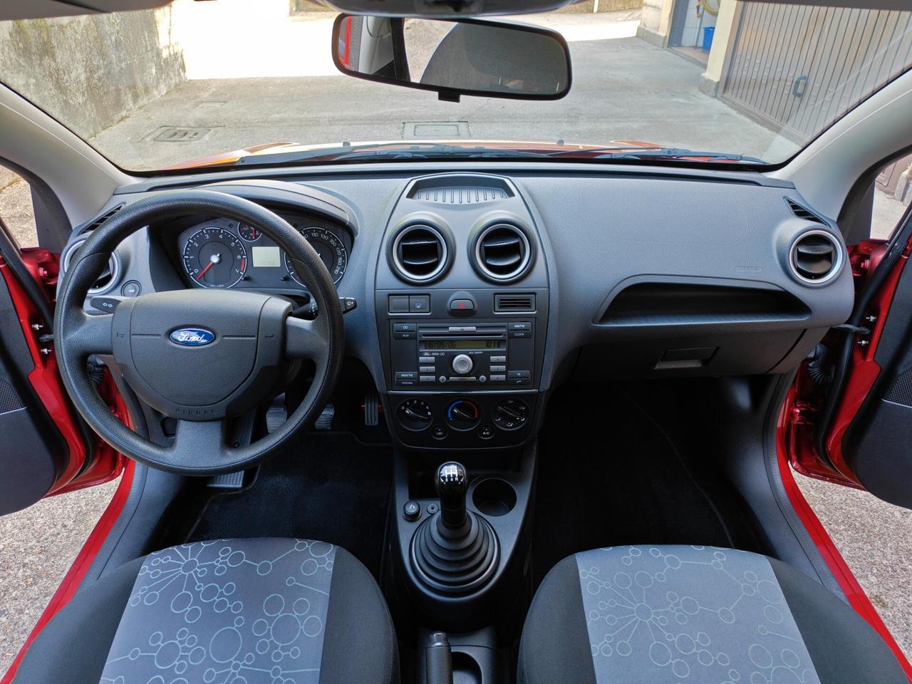 Ford Fiesta 1.2 BENZINA 75cv / 80.000km / Unipro