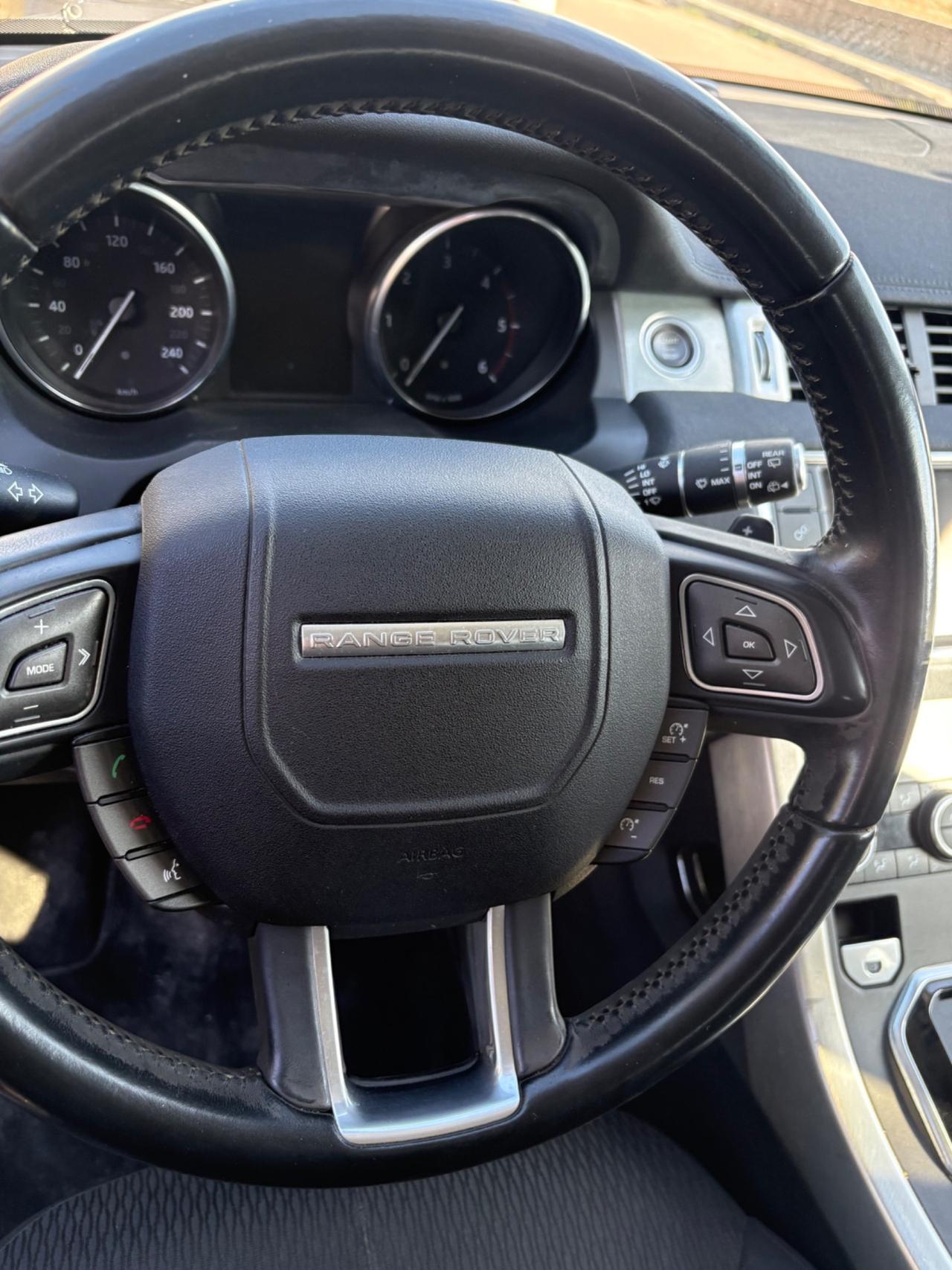 Land Rover Range Evoque 2.0 TD4 150 CV 5p. SE Dynamic
