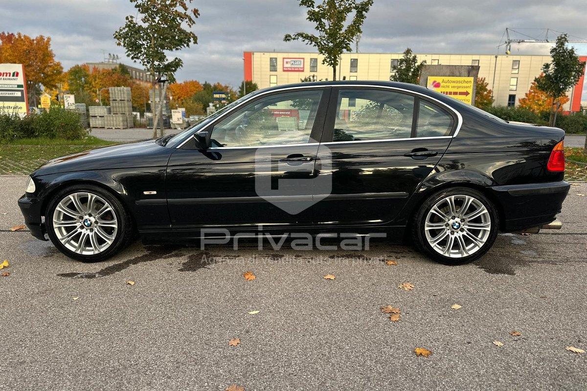 BMW 320i (2.2) cat Touring Eletta