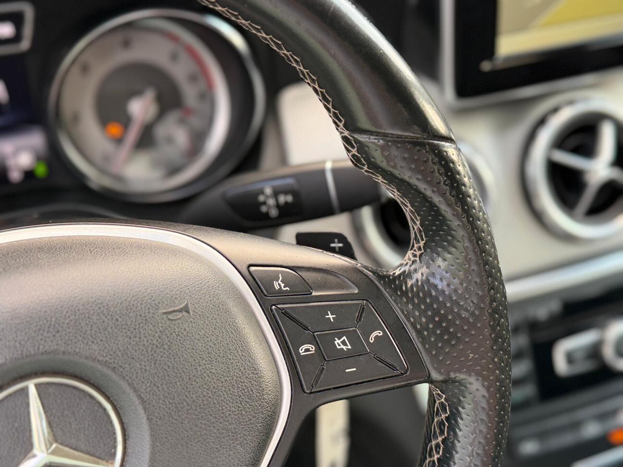 Mercedes-benz GLA 200 CDI Automatic 4Matic Sport