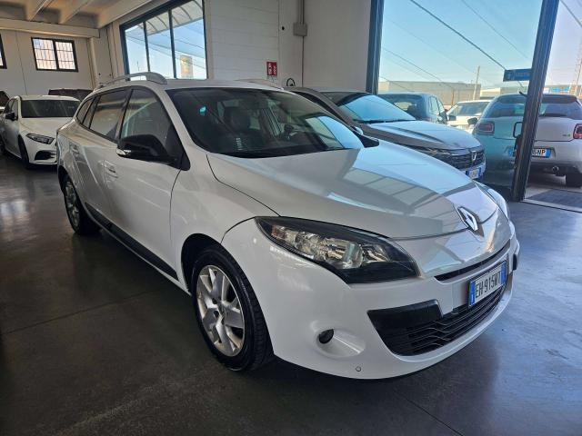 Renault Megane SporTour 1.6 16v Attractive NEOPATENTATI