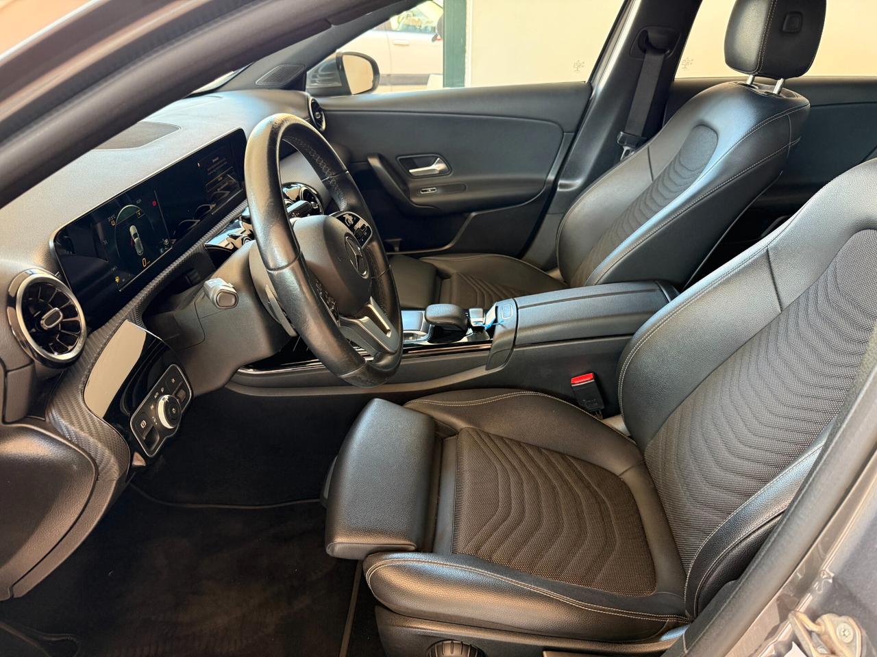 Mercedes-benz A 180 d Automatic Business Extra Pelle CarPlay FullLed Navi RetroCam