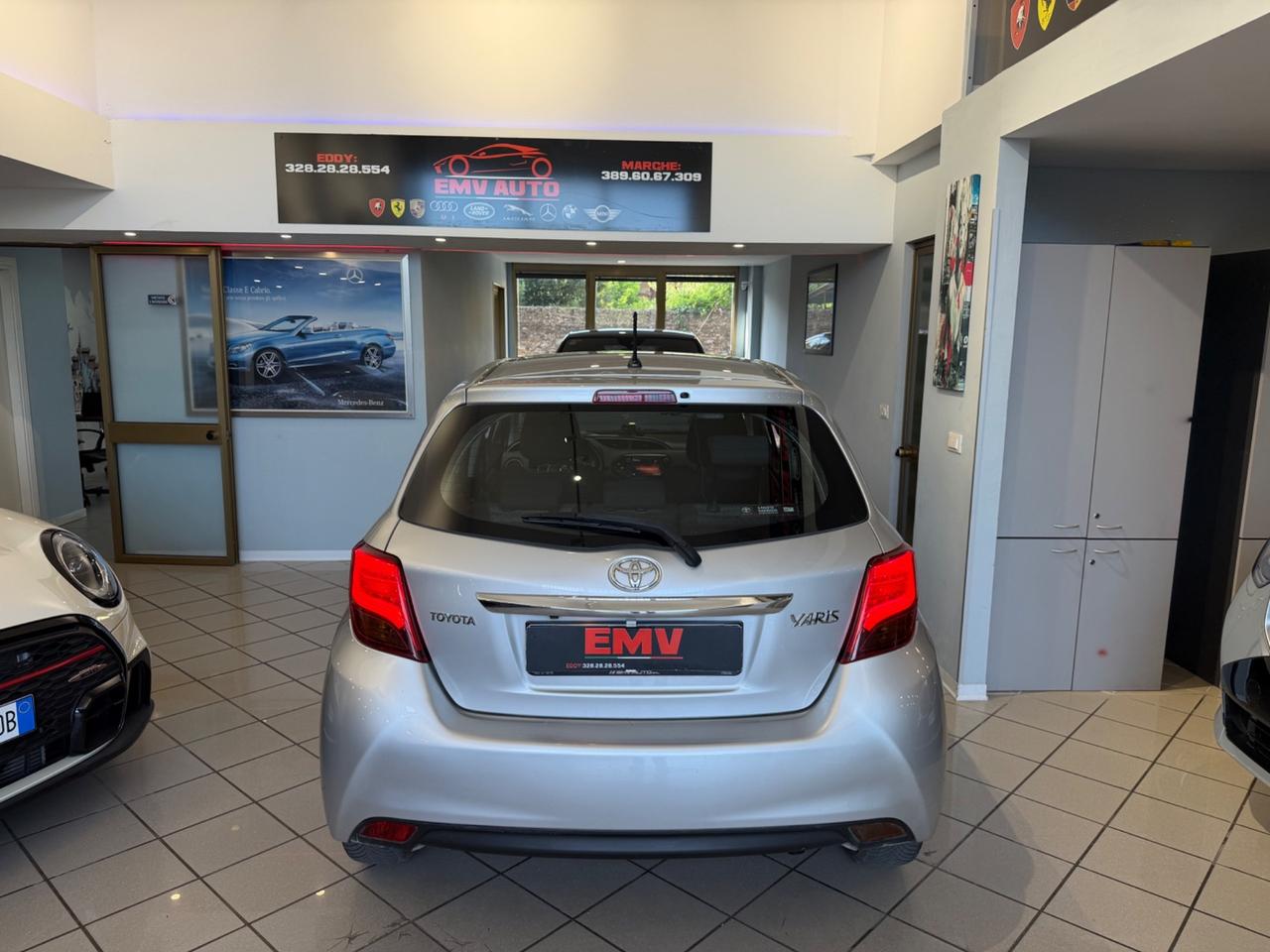 TOYOTA Yaris 3a serie (2011) Yaris 1.4 D-4D 5P Lounge (66 kw