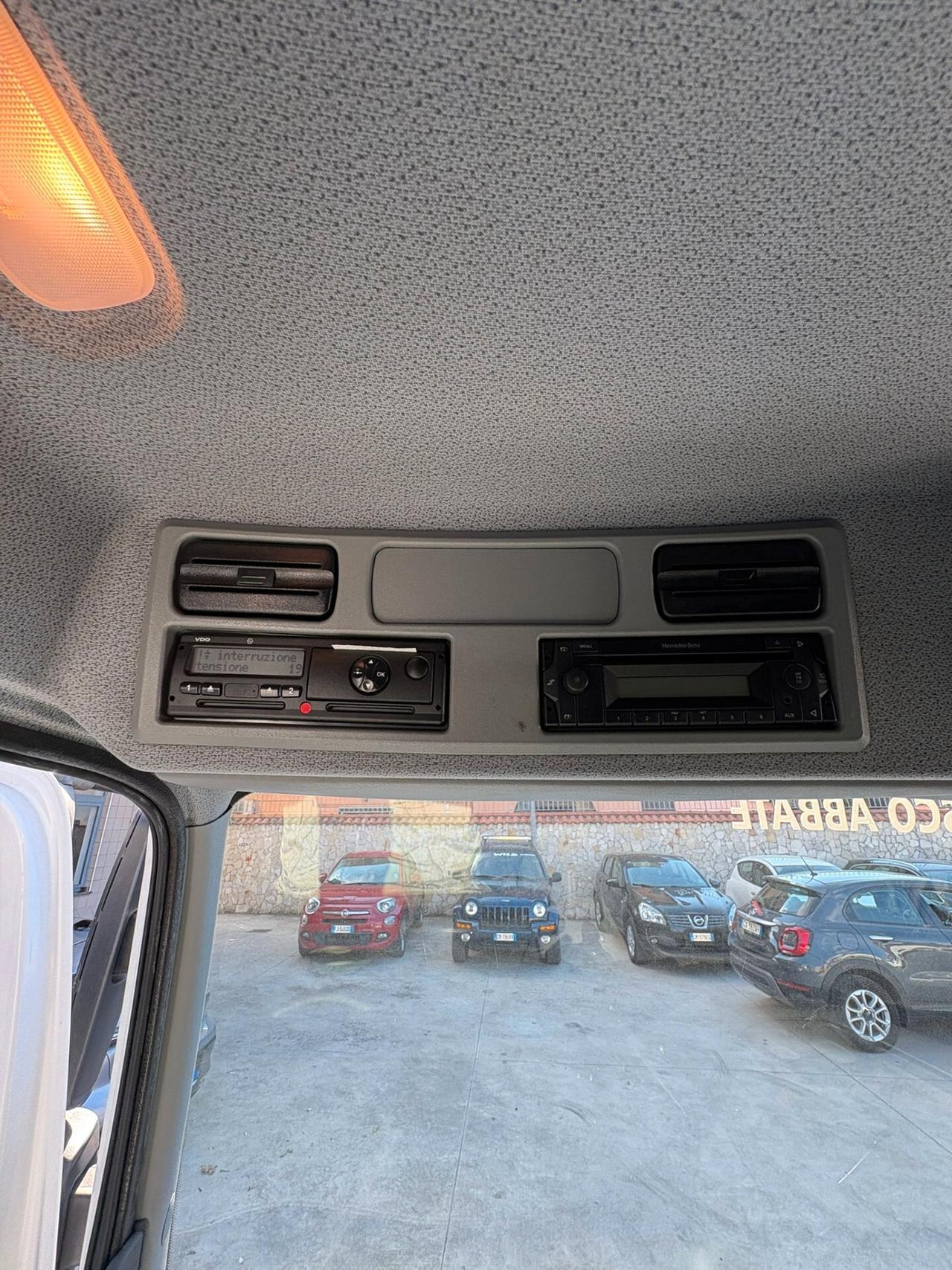 Mercedes Benz ATEGO 818 telonato 2014 130.000km