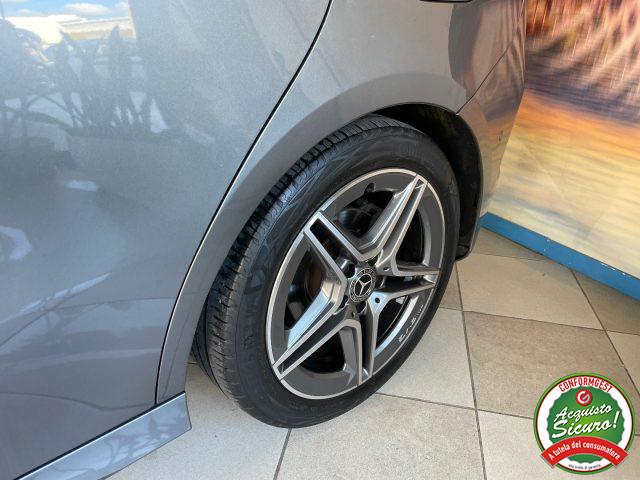 MERCEDES-BENZ B 180 d Auto Premium AMG *PACK LUCI