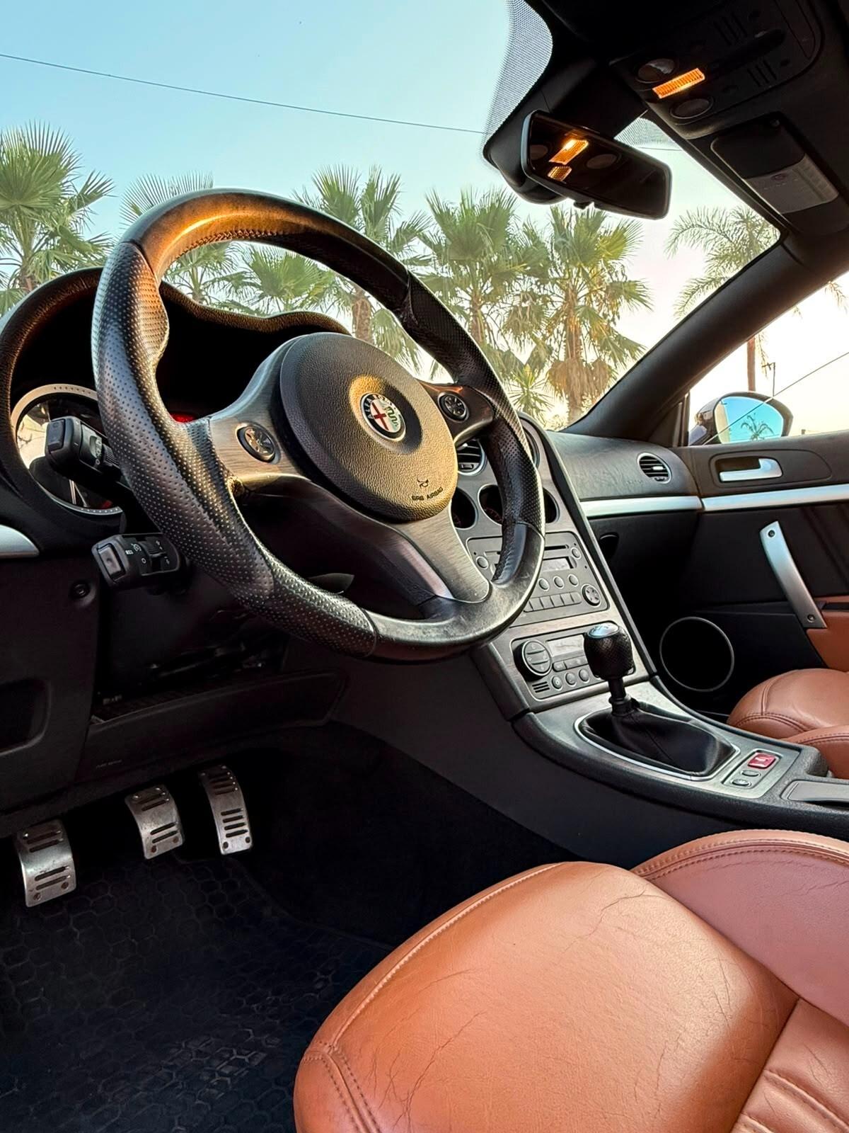Alfa Romeo Spider 1750 TBi