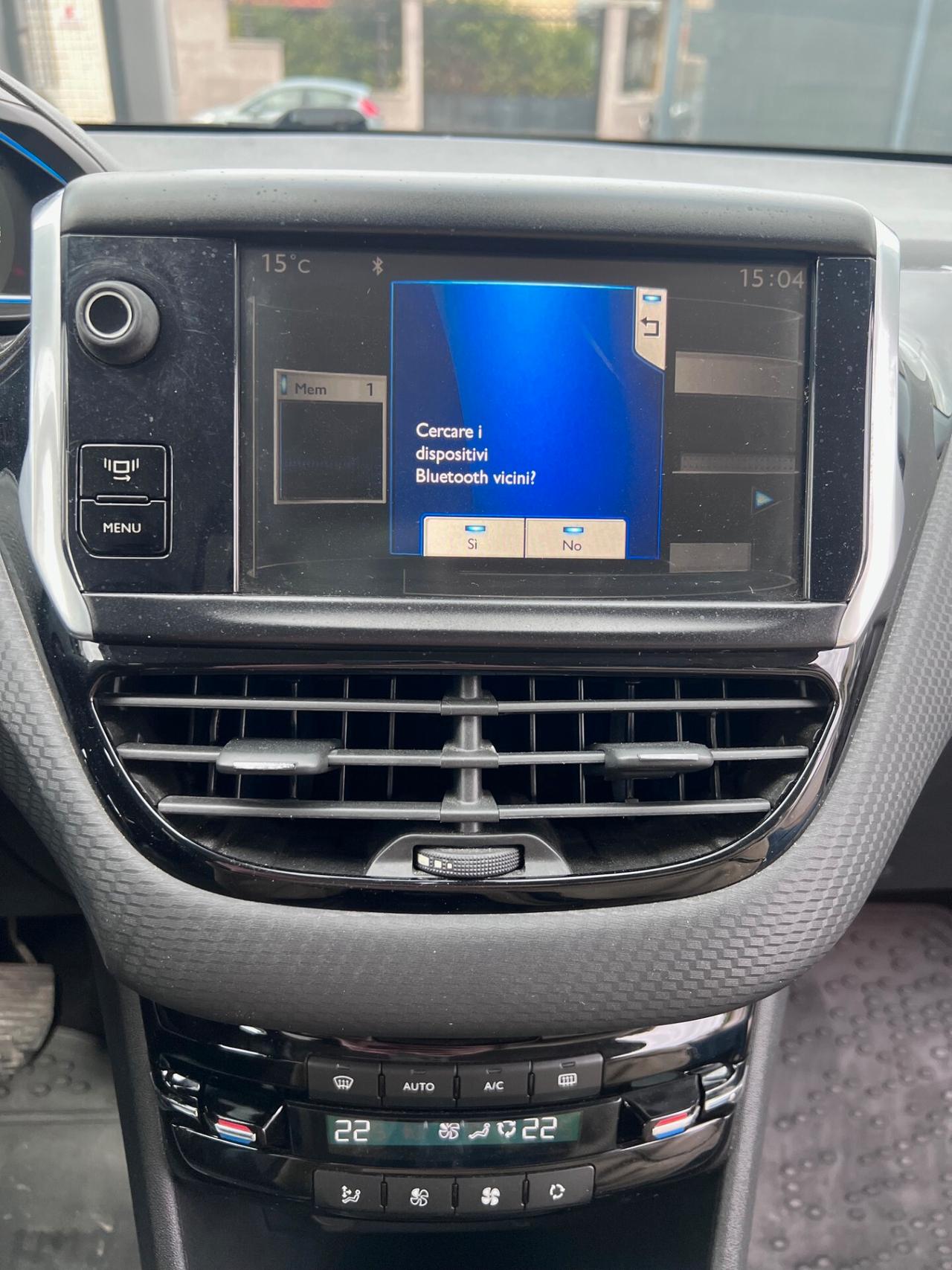 Peugeot 2008 1.6 e-hdi 92cv 8v Allure NAVI/PELLE/17; PERFETTA!