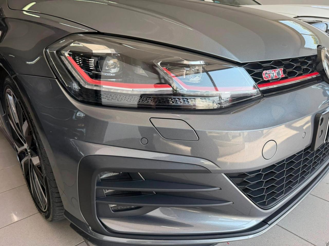 Volkswagen Golf 7.5 GTI Performance 245cv