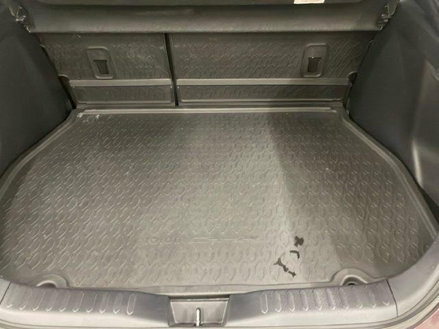 TOYOTA C-HR 1.8 Hybrid E-CVT Active