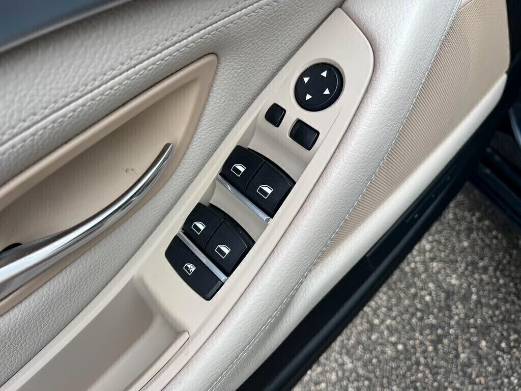 Bmw 525 525d xDrive Touring Luxury