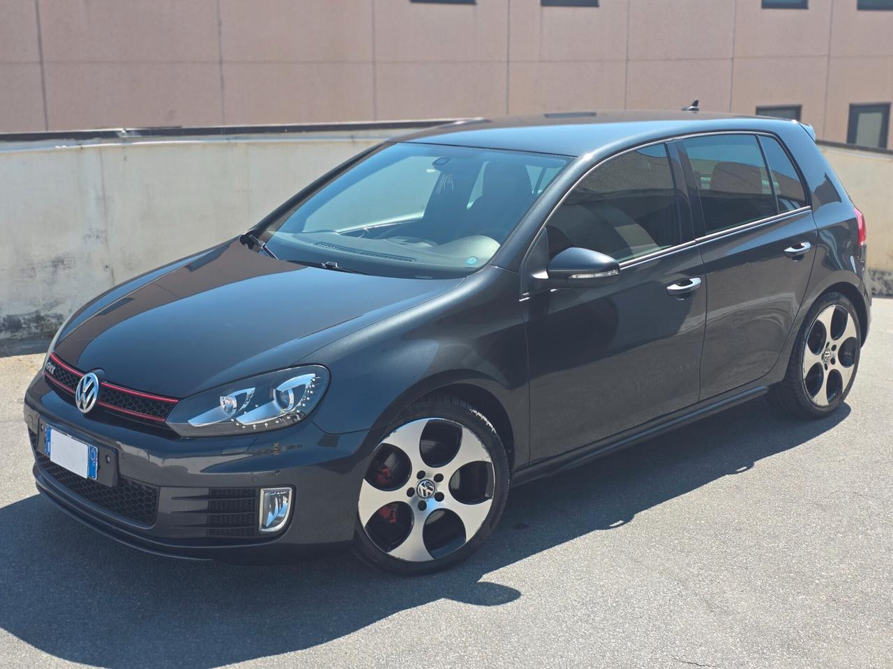 Volkswagen Golf 2.0 TSI 5p. GTI