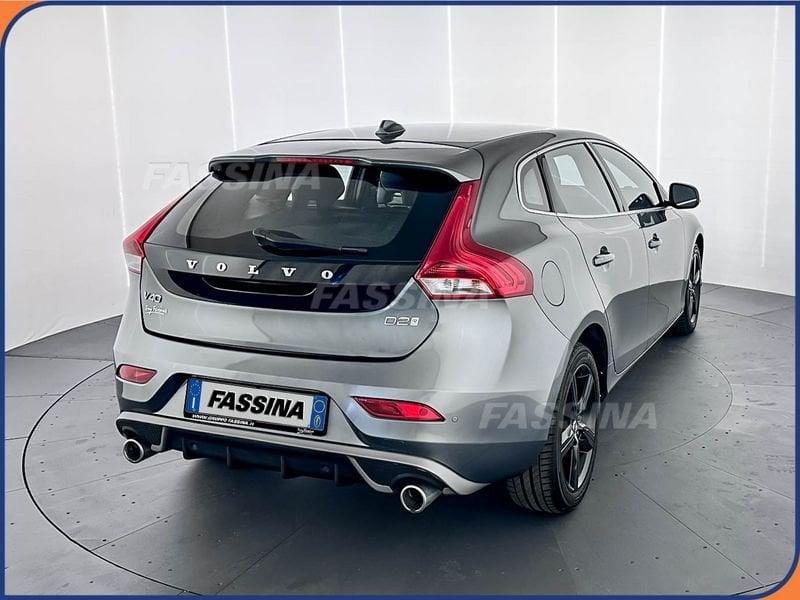 Volvo V40 V40 D2 R-design 120cv