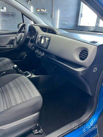 Toyota Yaris 1.0 Active DA VETRINA