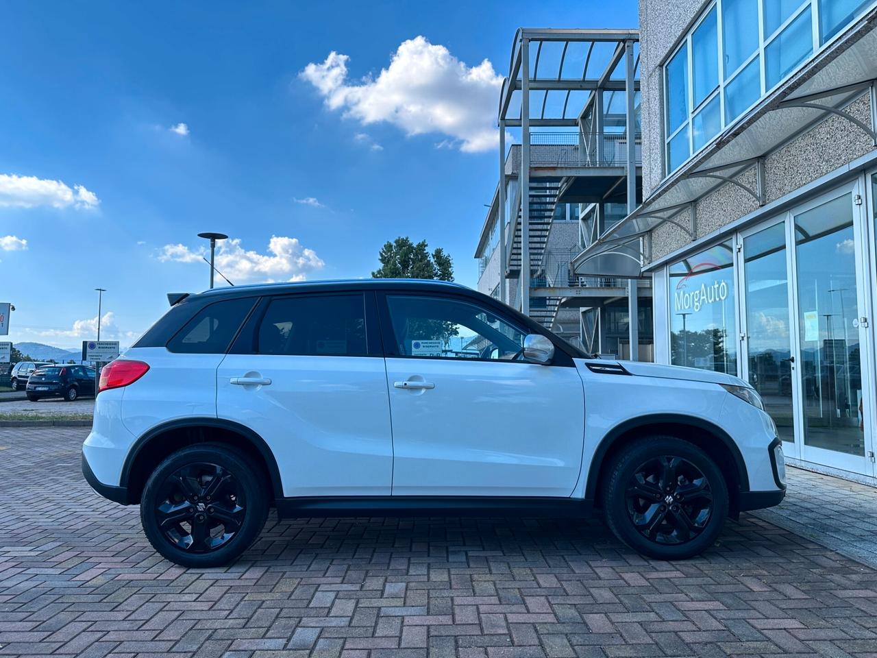 Suzuki Vitara 1.4i 140CV AUTOMATICA 4WD! FARI LED! NAVI RETROCAMERA
