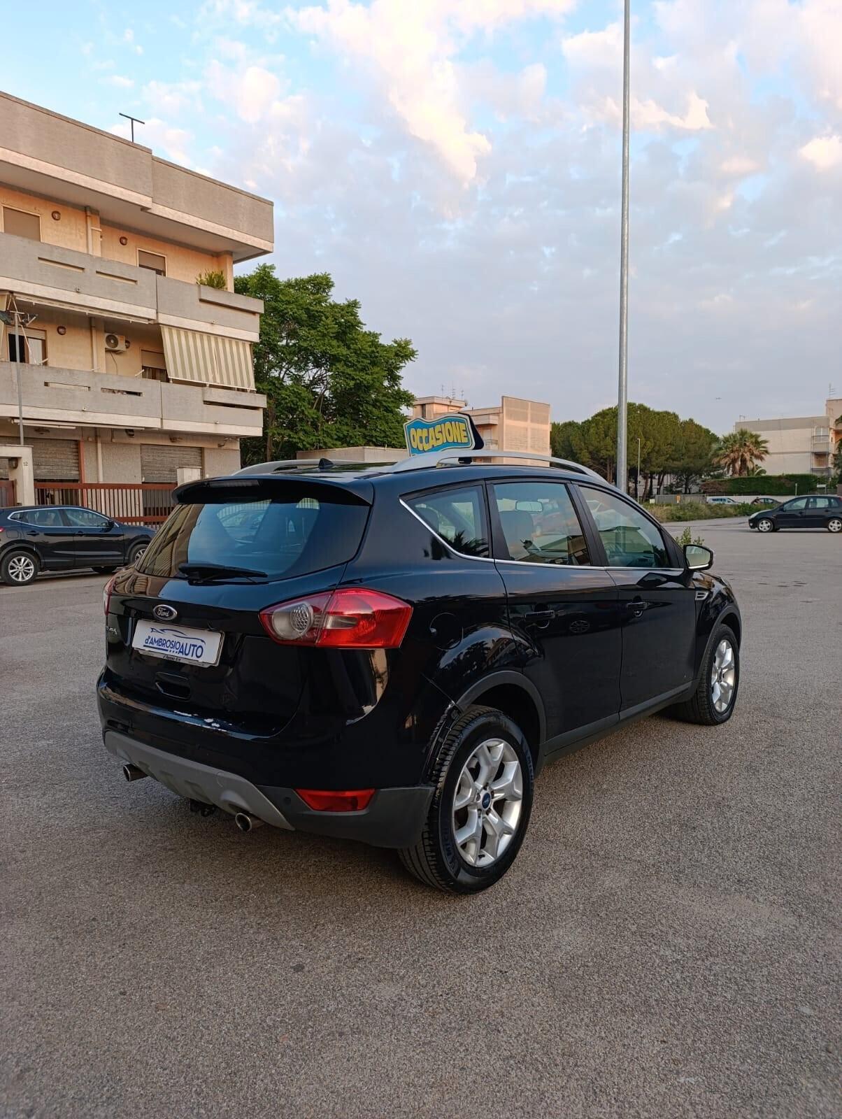 Ford Kuga 2.0 TDCi 140 CV 2WD Titanium Gancio Traino