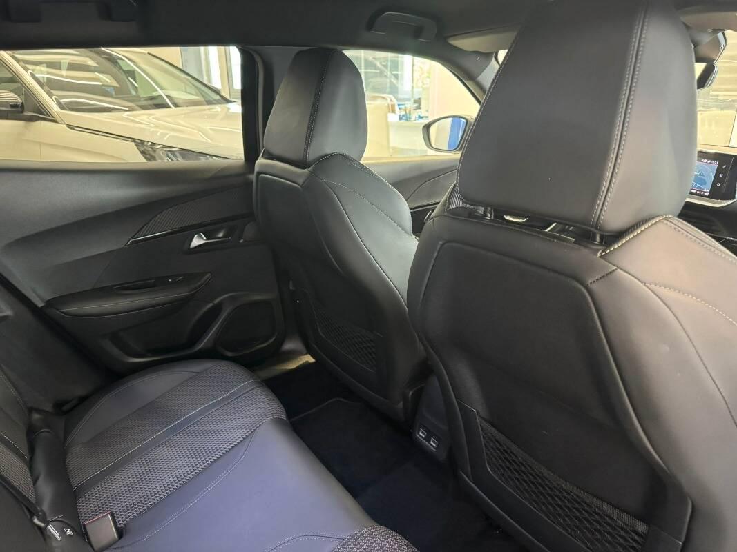 Peugeot 2008 1.5 bluehdi GT Pack s&s 130cv eat8