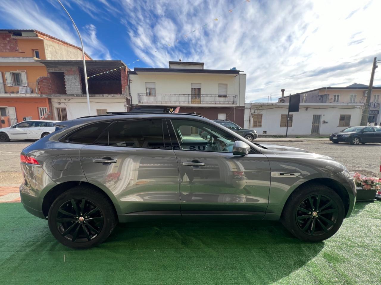 Jaguar F-Pace 2.0 D 240 CV AWD aut. R-Sport