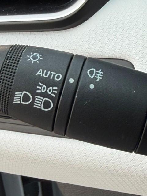 Renault Clio Blue 1.5 DCi ok neopatentati iva esposta