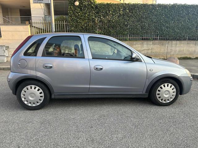 OPEL Corsa 1.2i 16V cat 5 porte Club