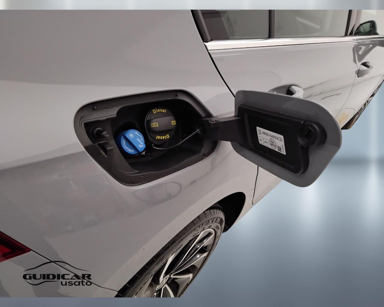 VOLKSWAGEN Golf VIII 2020 - Golf 2.0 tdi Style 115cv