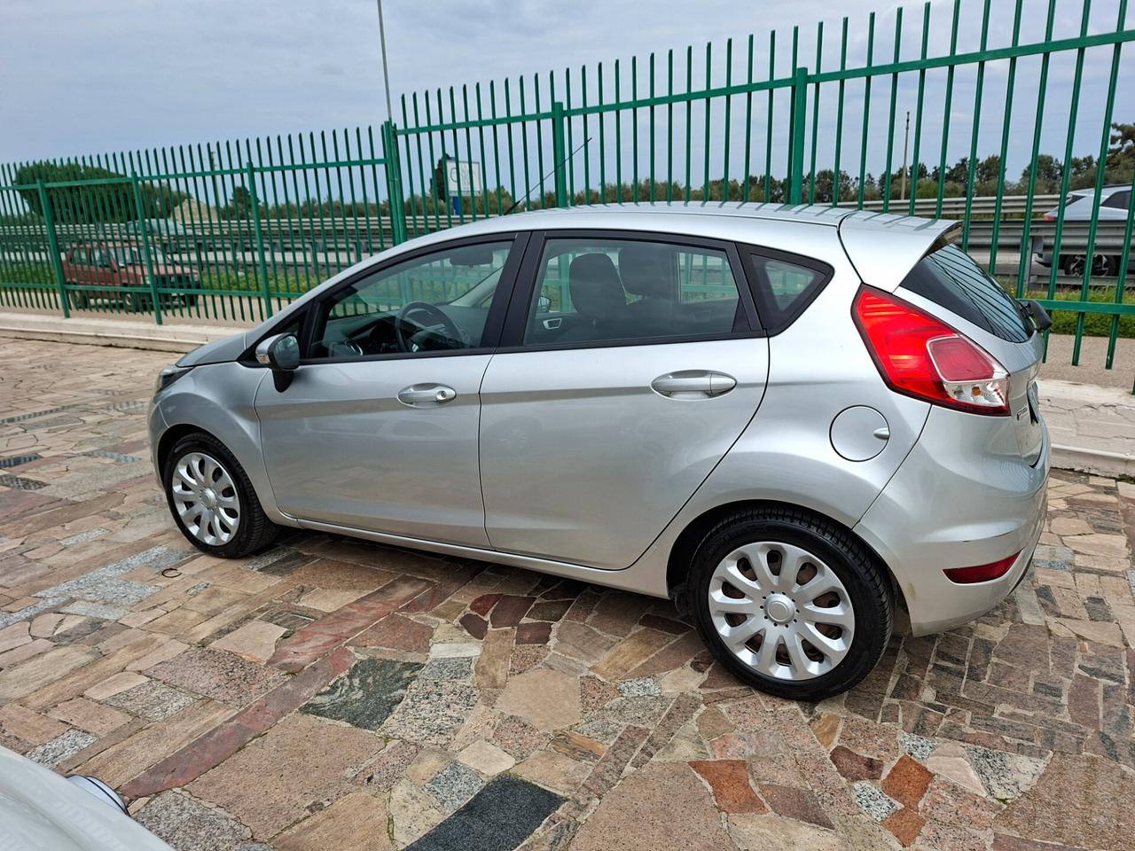 Ford Fiesta 1.5 TDCi 75CV 5 porte Business