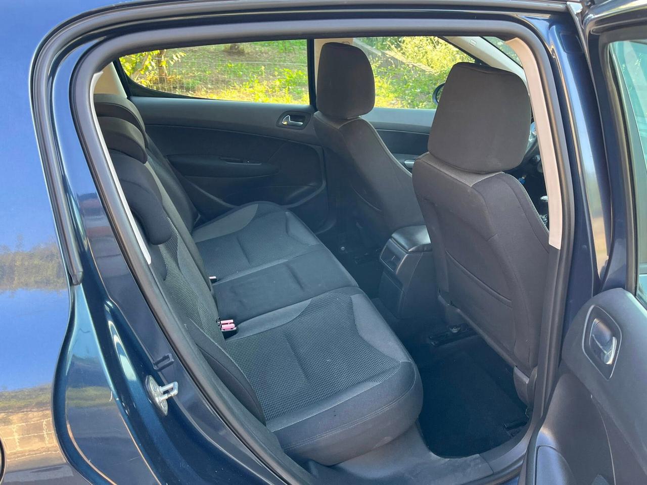 Peugeot 308 1.6 e-HDi 112CV S&S 5p. Access