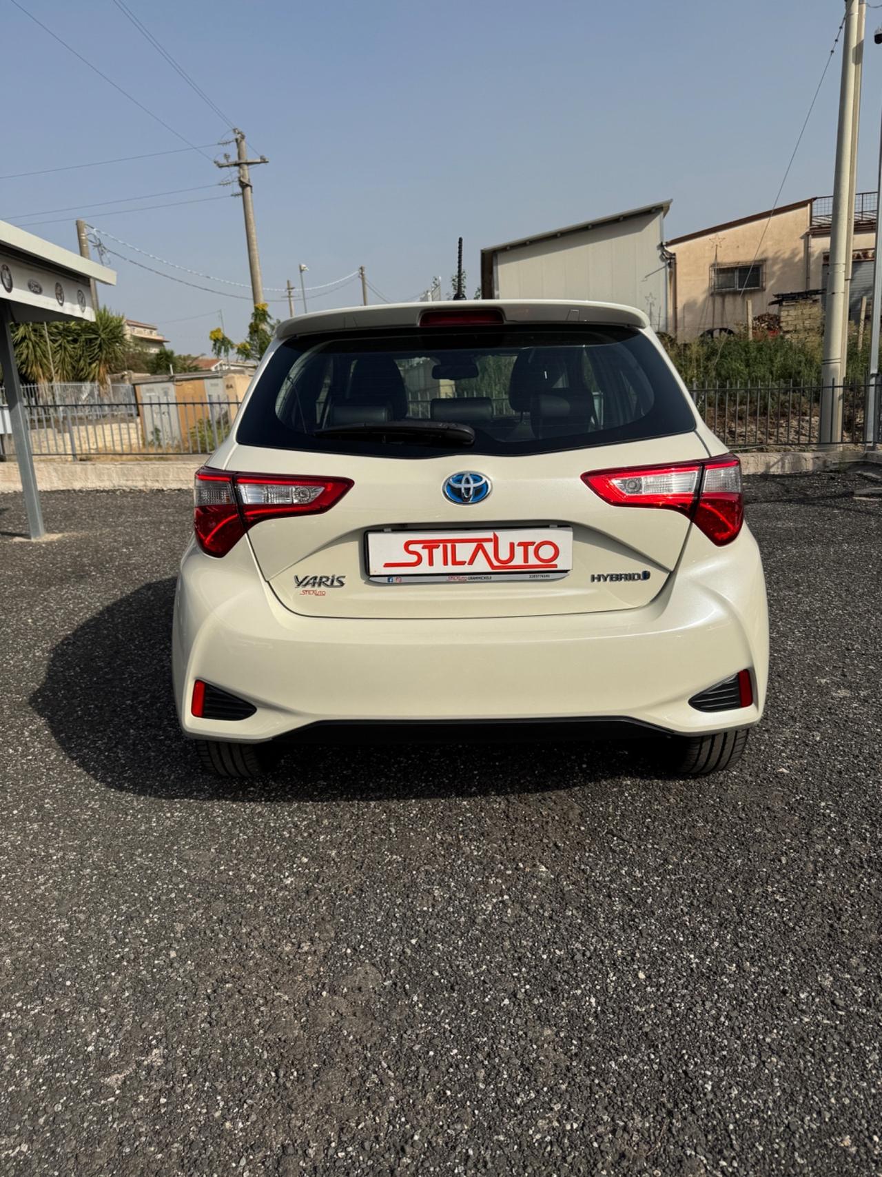 Toyota Yaris 1.5 Hybrid 5 porte Team