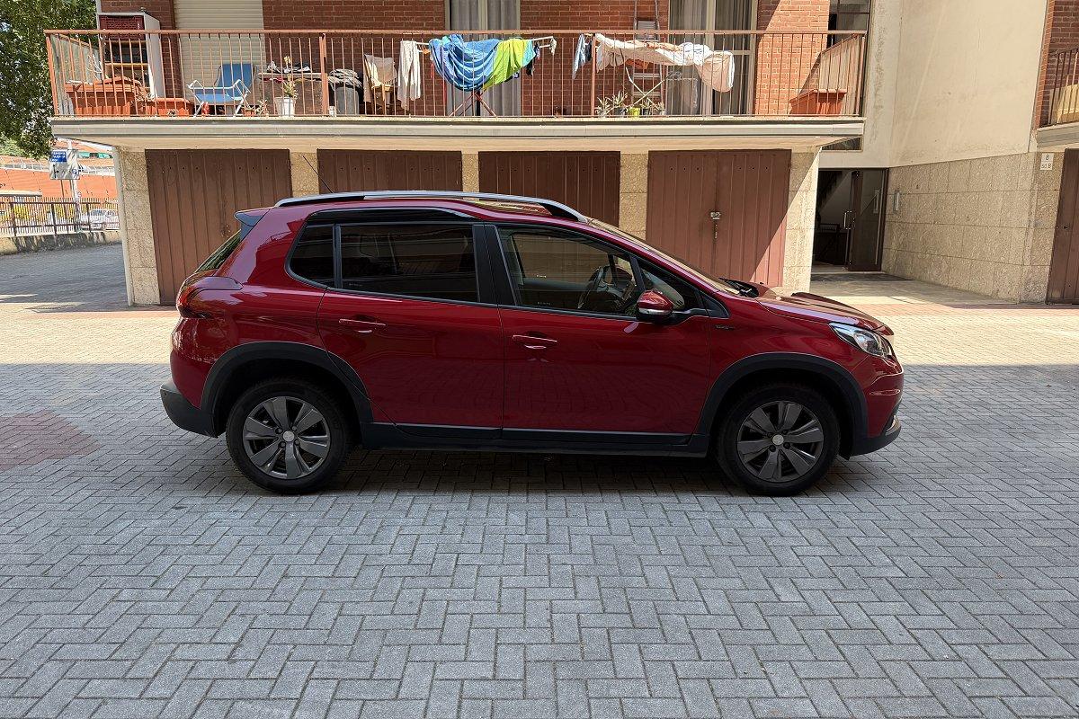 PEUGEOT 2008 1° serie PureTech Turbo 110 S&S Signature