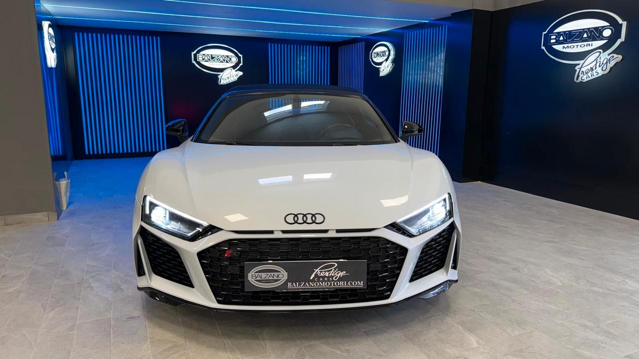 Audi R8 SPYDER 5.2TFSI V10 RWD S-TRONIC 2020