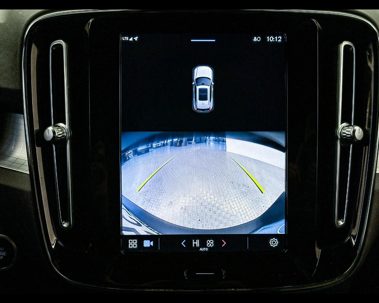 VOLVO XC40 (2017-->) - XC40 B3 automatico Core