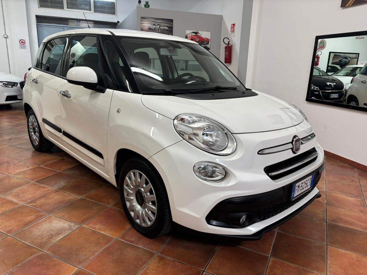FIAT 500L 10/2017 1.3 MJT 130.000 KM