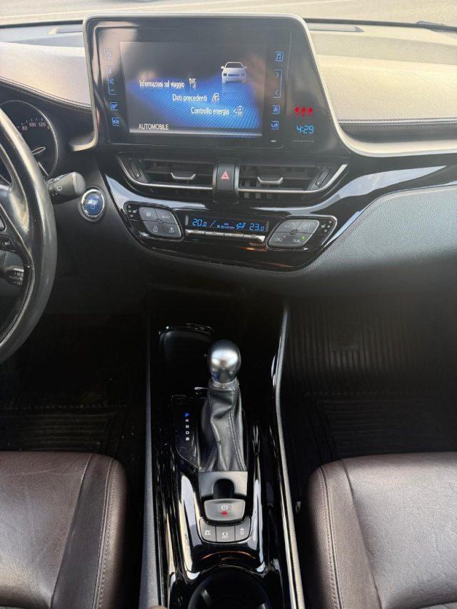 TOYOTA C-HR 1.8 Hybrid E-CVT Lounge