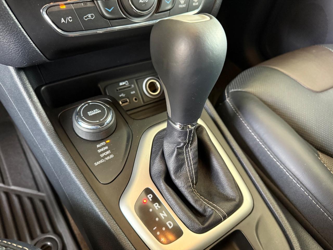 Jeep Cherokee 2.2 Mjt II 4WD Active Drive I Limited