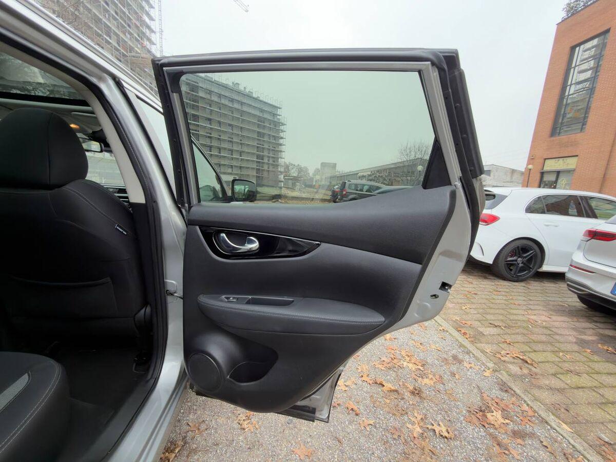 Nissan Qashqai 1.5 dci N-Connecta 115cv dct