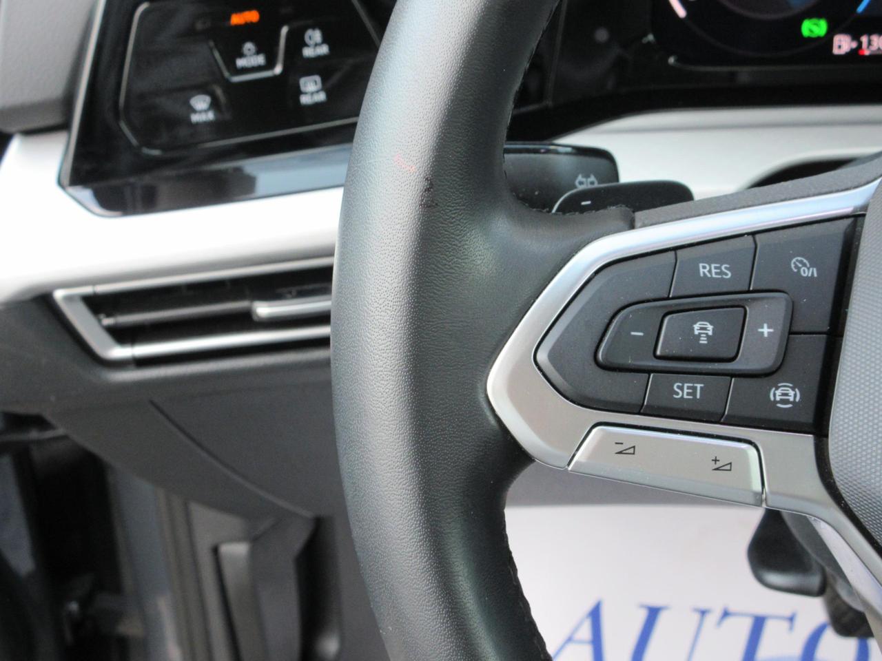 Volkswagen Golf 1.0 etsi evo Life 110cv DSG