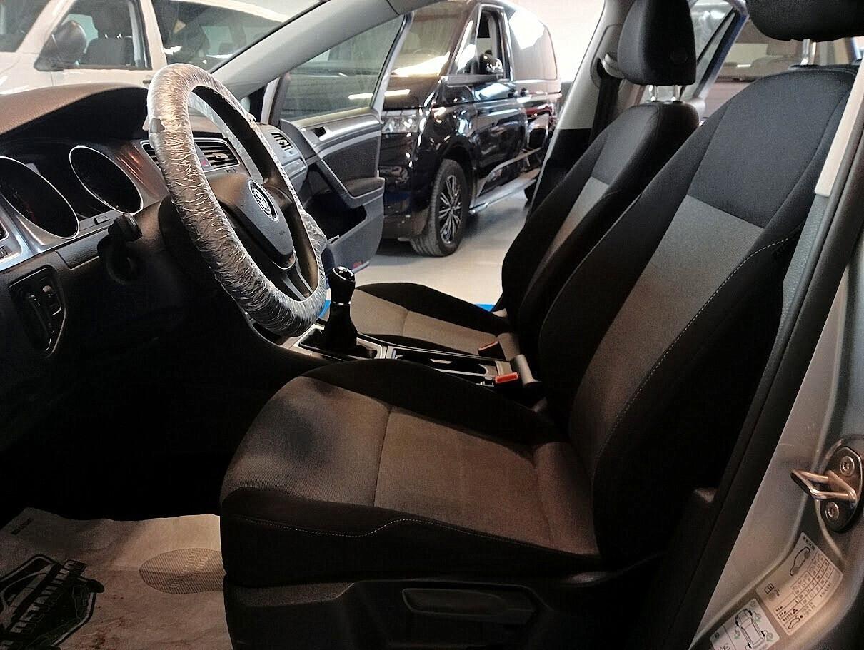 Volkswagen Golf VII 1.2 TSI Trendline 85cv EURO6 NEOPATENTATO