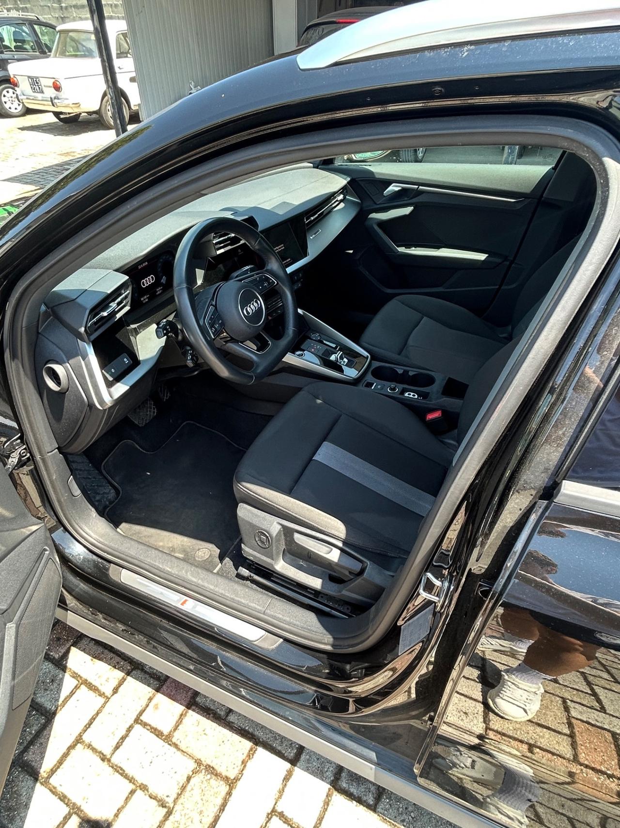 Audi A3 SPB 35 TDI S tronic line edition