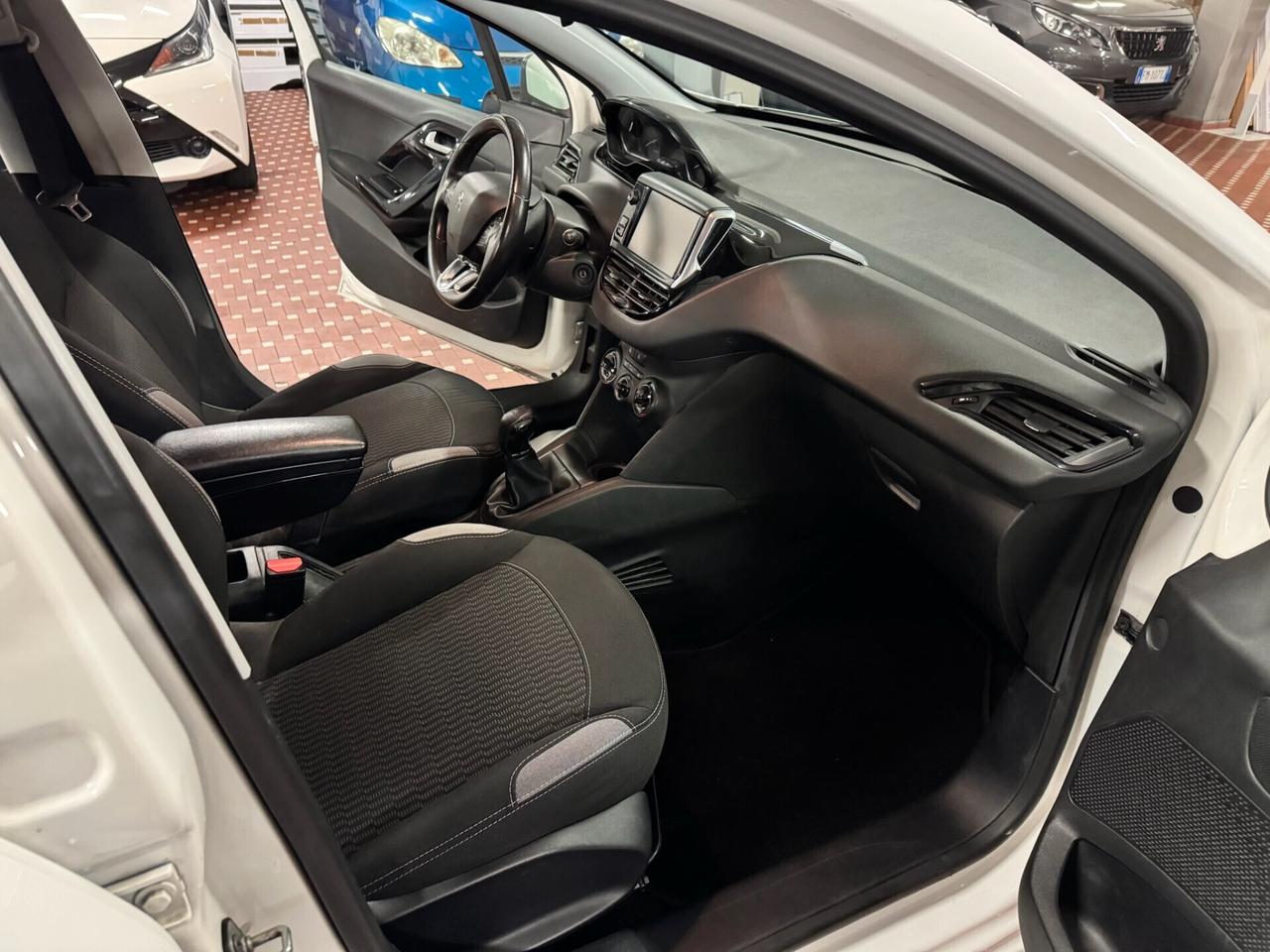 Peugeot 208 PureTech 82 5 porte Allure - UNICO PROPRIETARIO