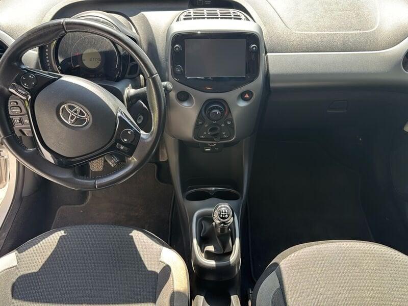 Toyota Aygo 1.0 VVT-i x-play