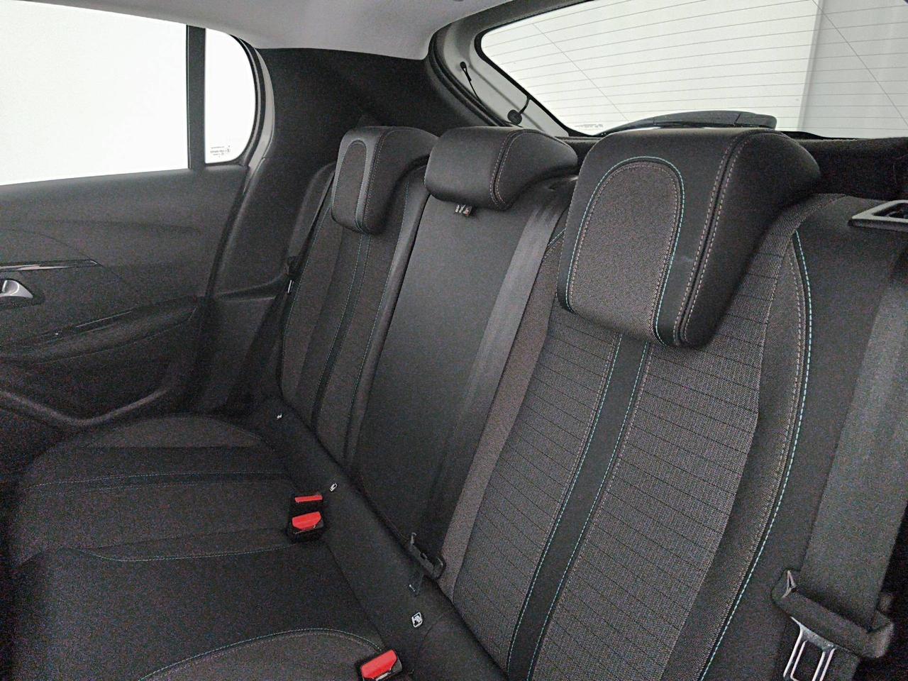 Peugeot 208 1.2 puretech Active Pack 75cv