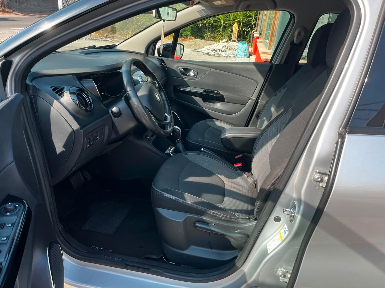 Renault Captur dCi 8V 90 CV EDC Start&Stop Energy Intens