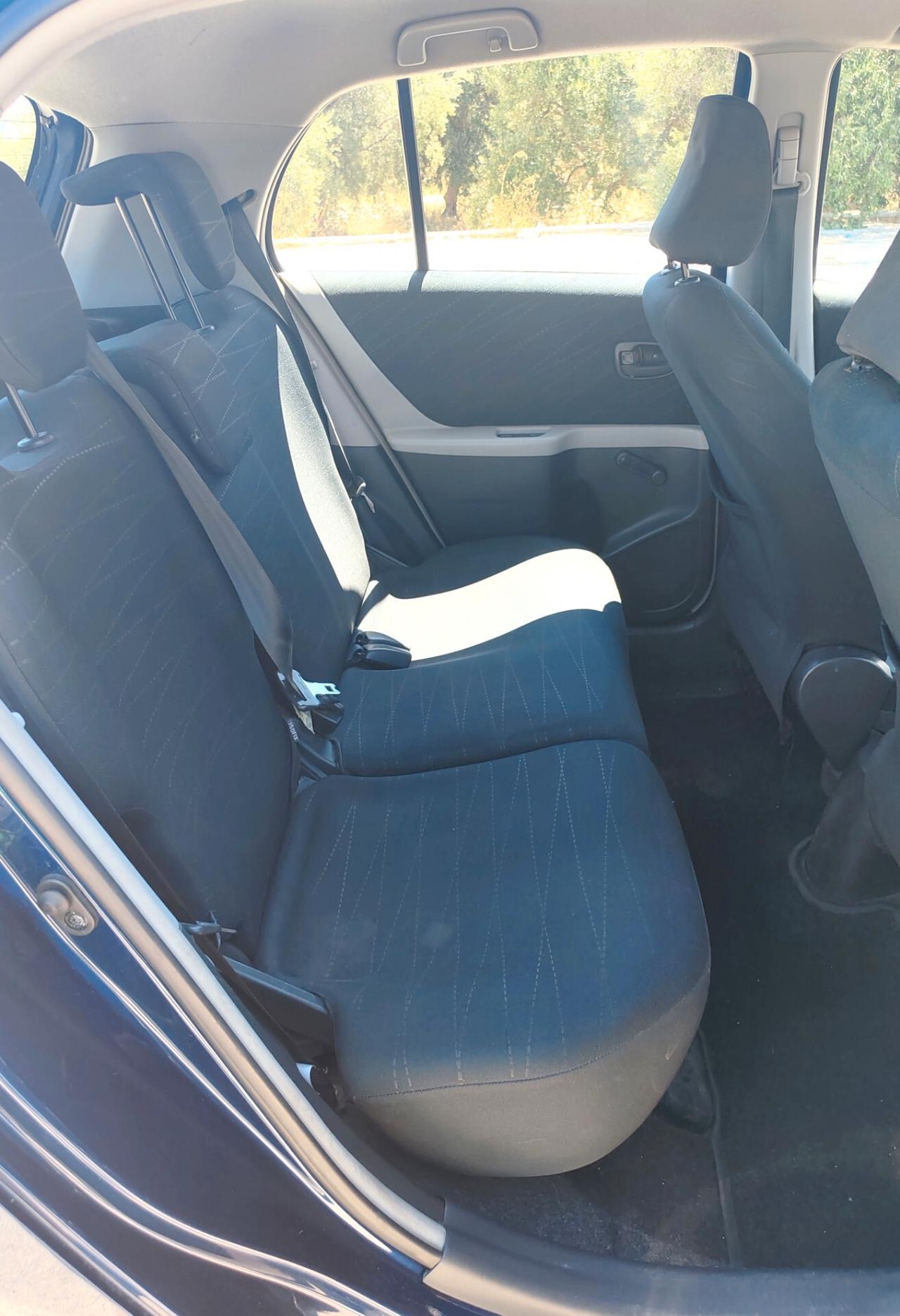 Toyota Yaris 1.0 5 porte Sol. Neopatentati